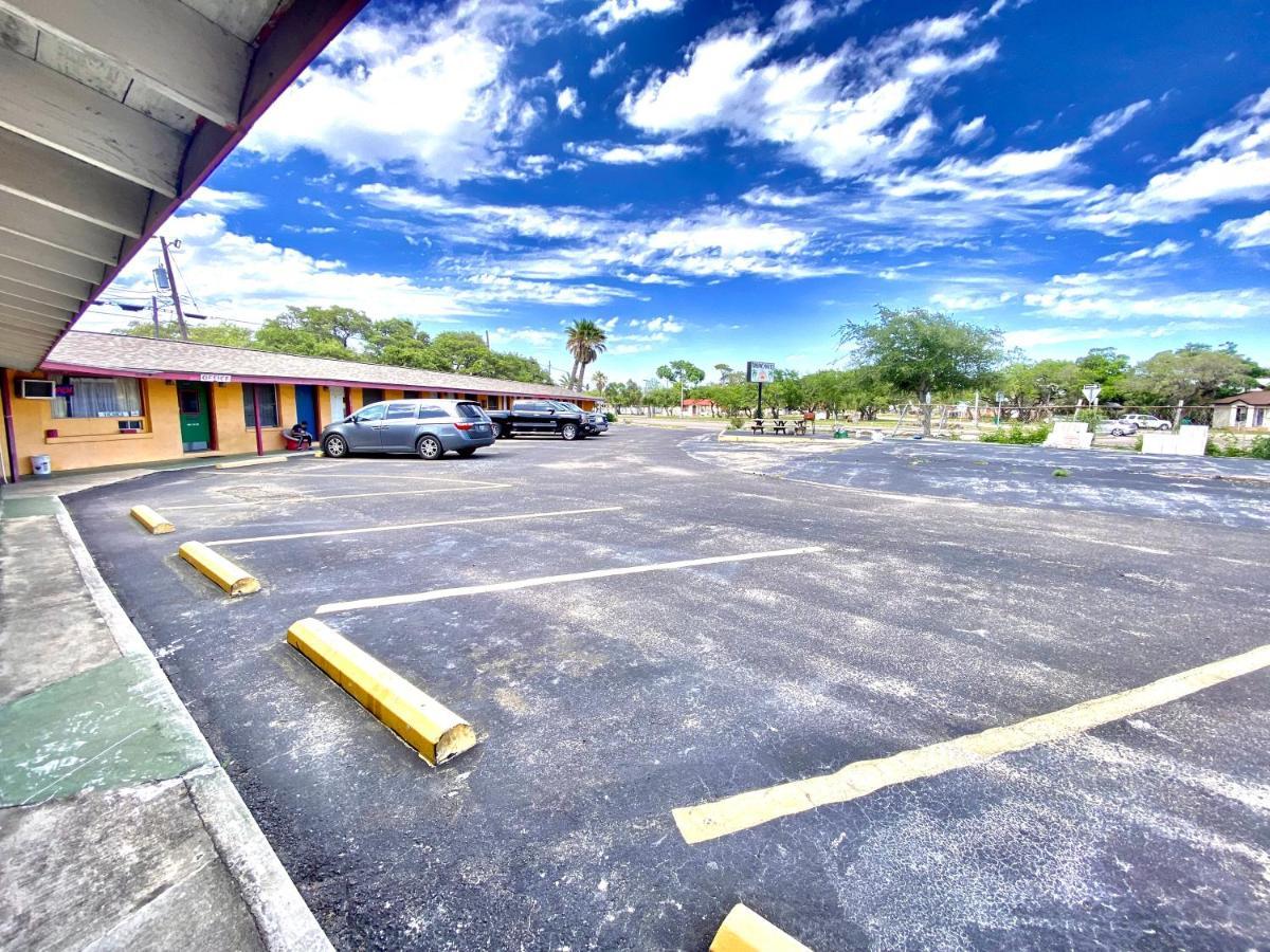 Tropic Motel Aransas Pass Exterior foto