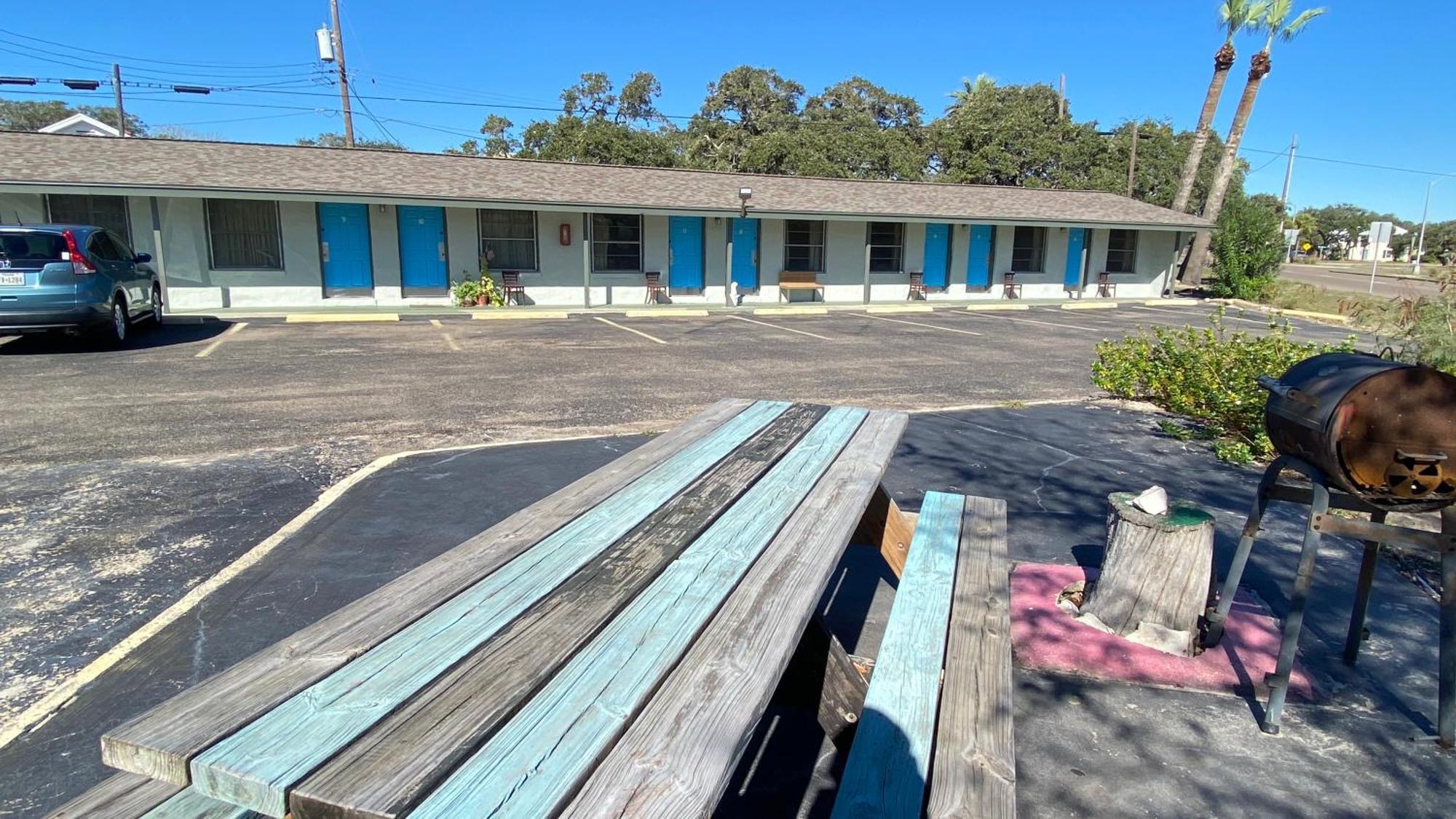 Tropic Motel Aransas Pass Exterior foto